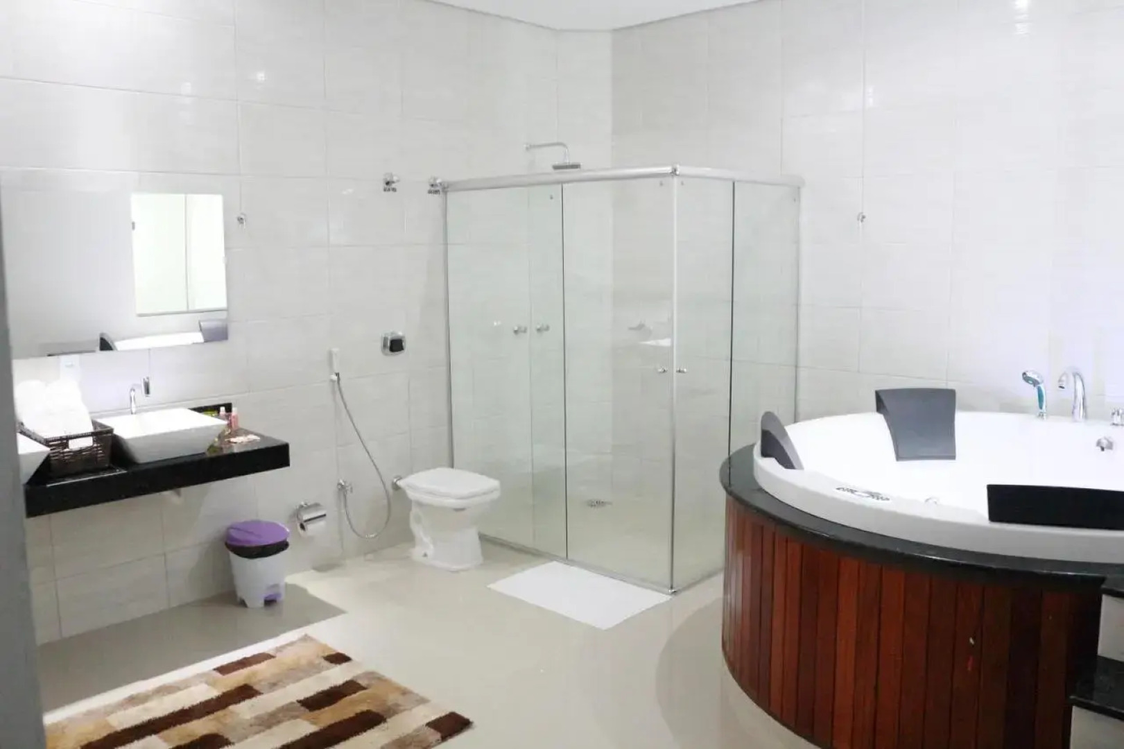 Hotel e Locadora Vizon