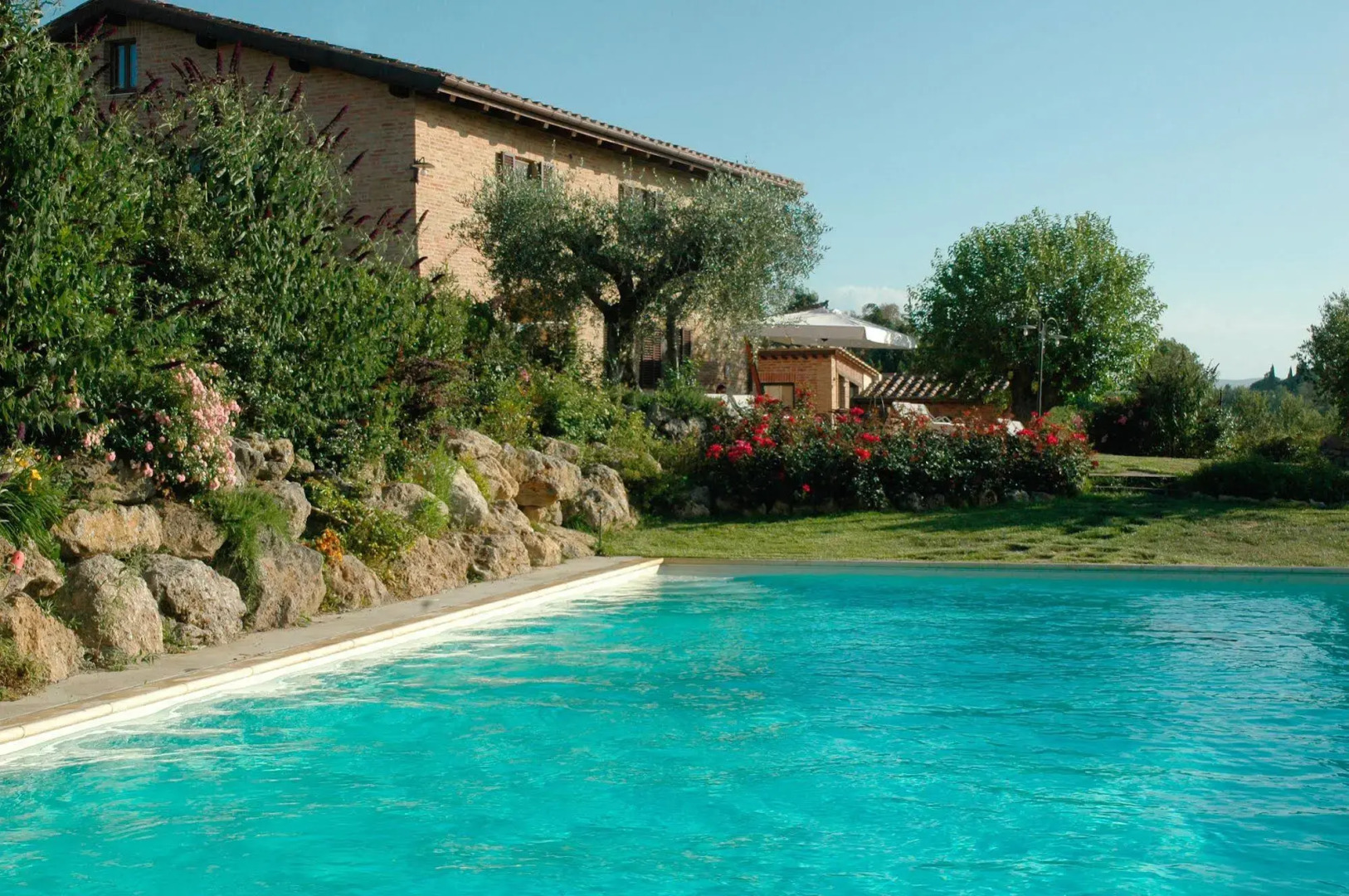 Aia Mattonata Relais