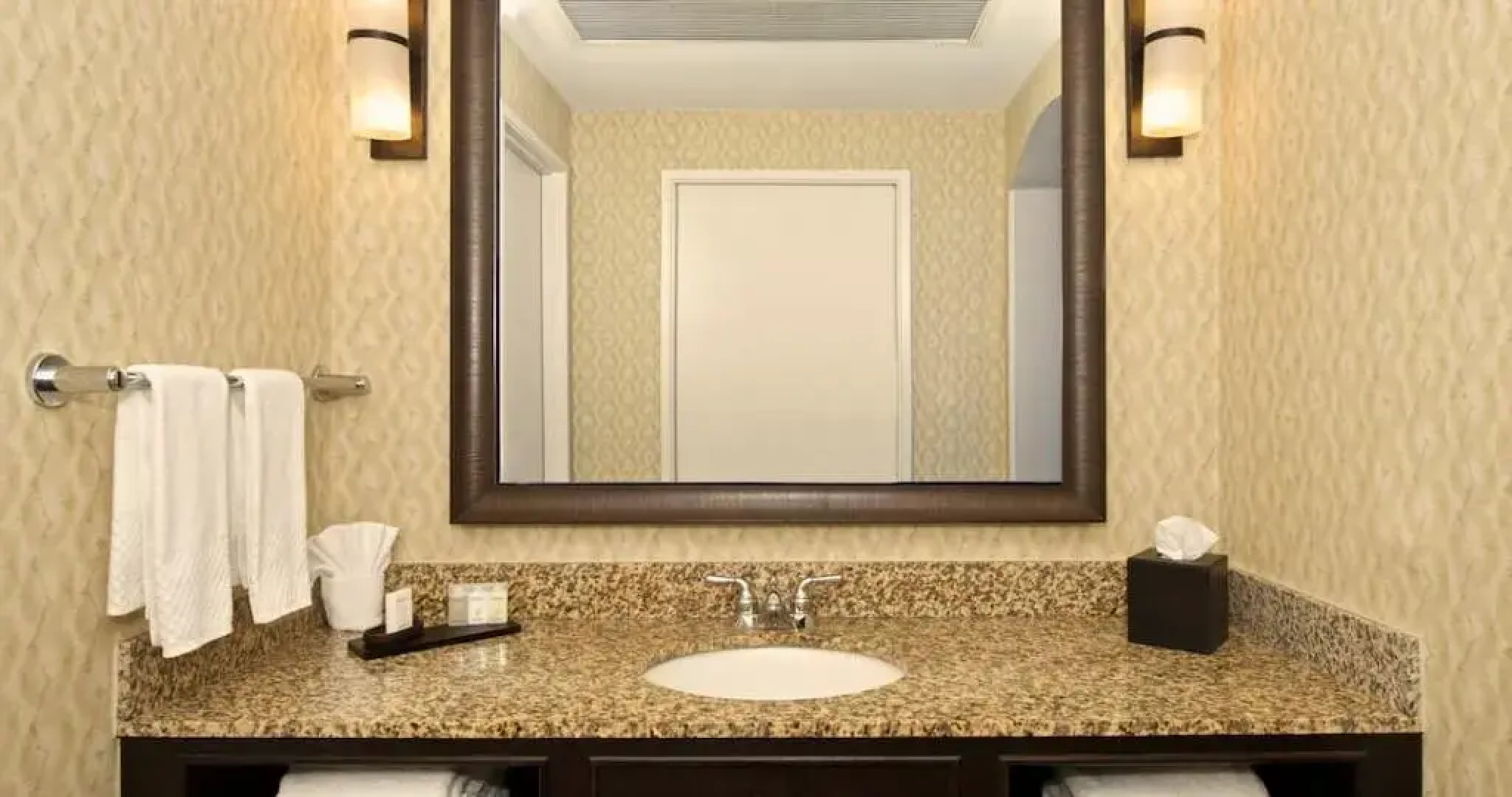 Embassy Suites by Hilton Flagstaff