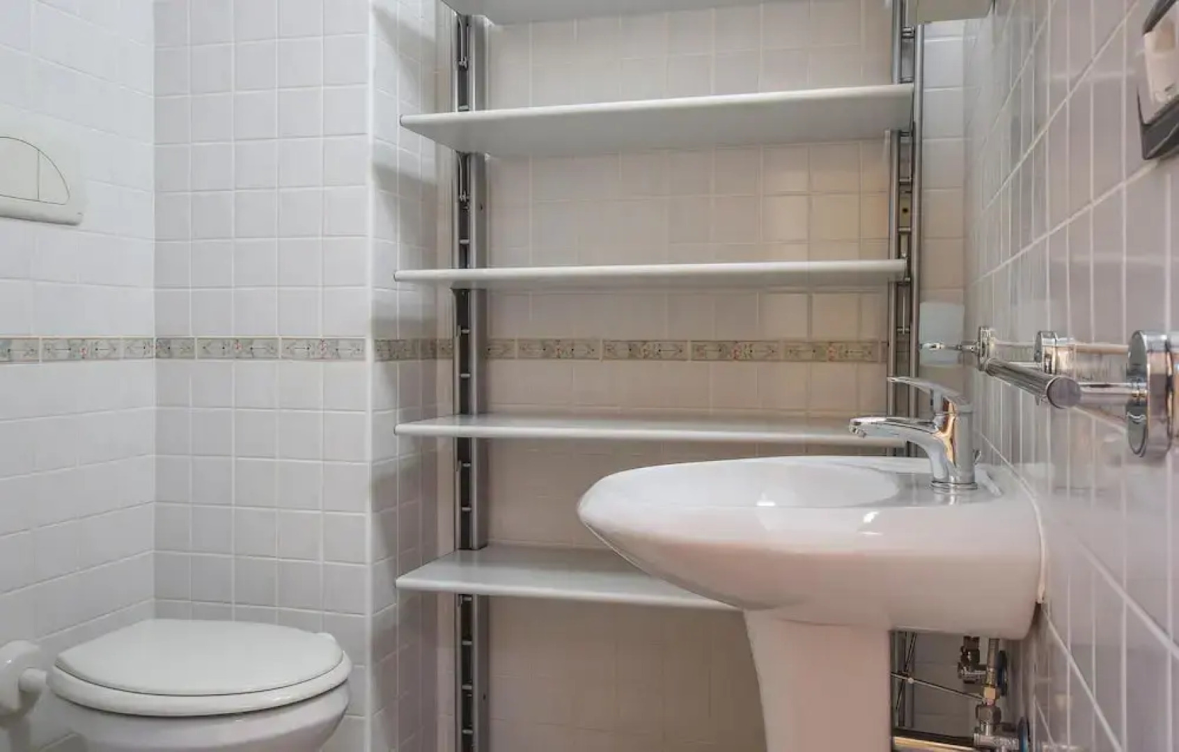 Nice Apartment in Caulonia Marina With 2 Bedrooms, Wifi and Outdoor Swimming Pool