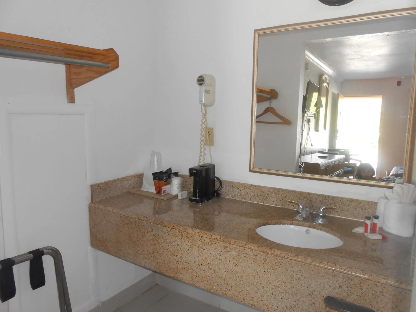 Executive Garden Titusville Hotel