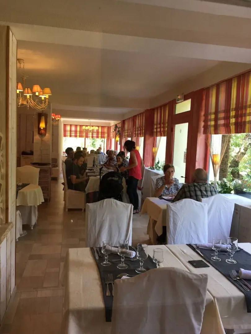 La Mirabelle-Casteil Country House