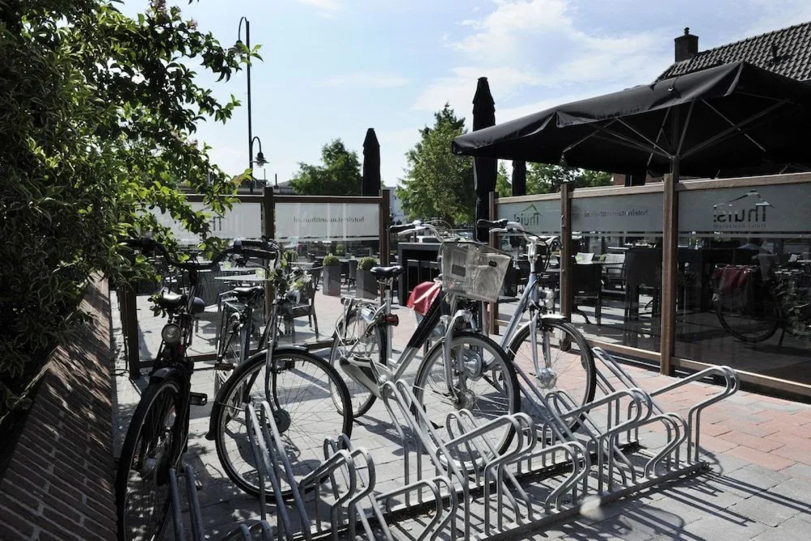 Hotel-Restaurant Thuis!