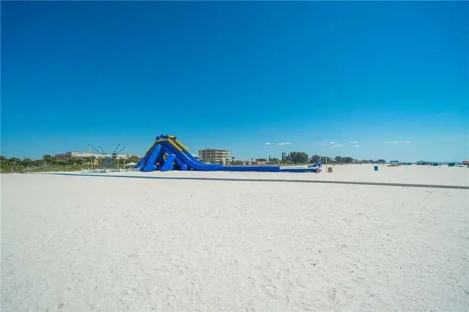 203 - Palms of Treasure Island