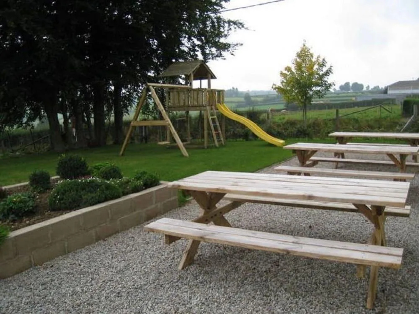 Apartment in Halenfeld-amel With Terrace