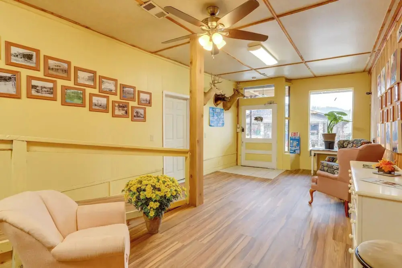 Historic Hardy Home w/ Game Room on Main Street