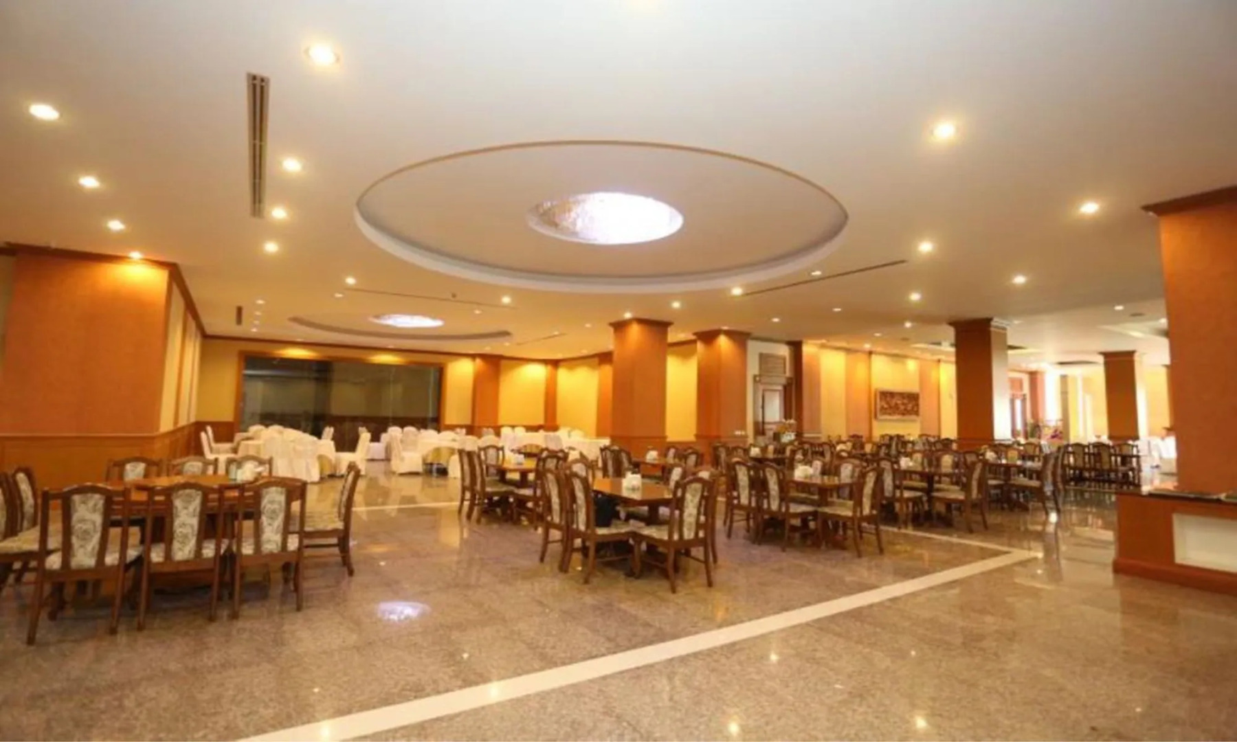 Arawan Riverside Hotel