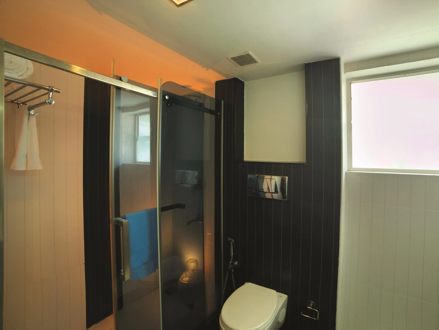 Hotel Zodiac Regency