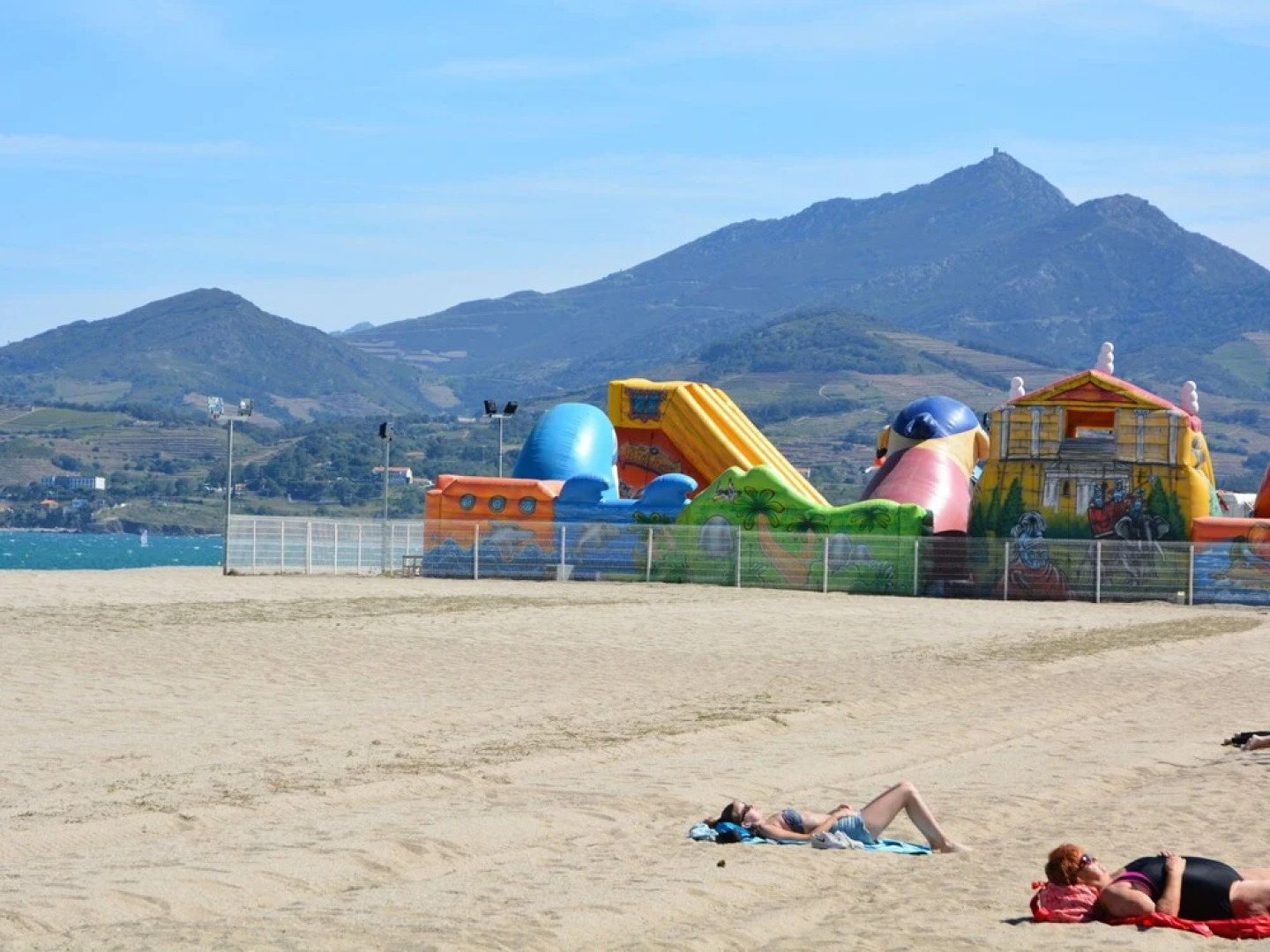 Spacious Villa With Swimming Pool, Jacuzzi, Trampoline, Swing, View, 500m Bakery