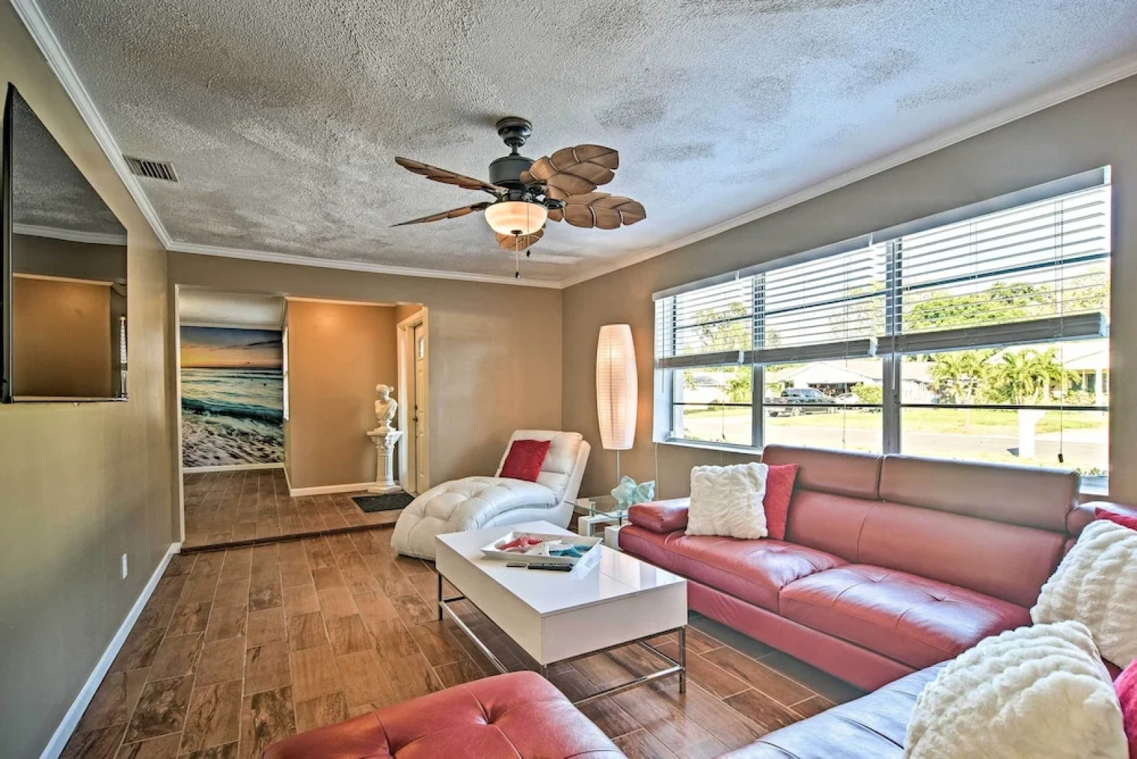 Idyllic Largo Escape w/ Private Pool & Lanai!