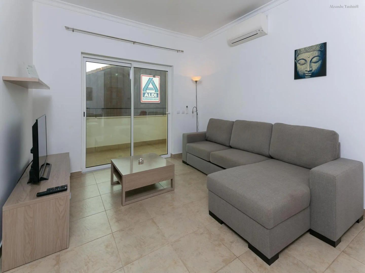 A05 - Luxury 1 Bed Fully Equipped with Pool