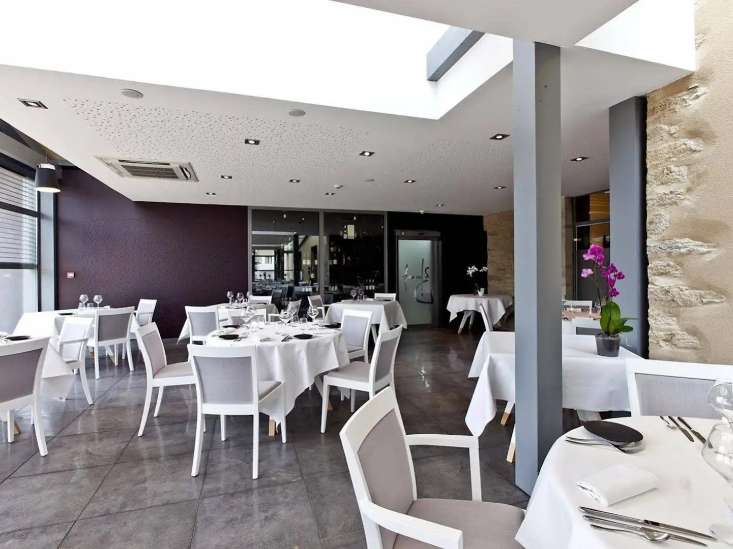 Logis Hostellerie St Germain