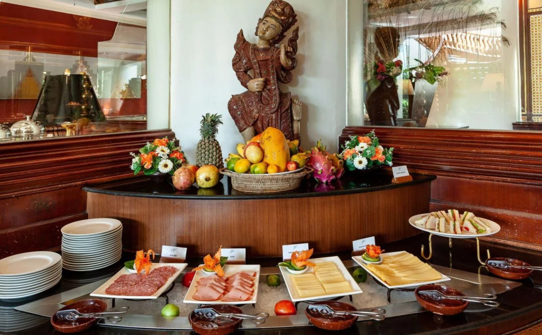 Mercure Mandalay Hill Resort