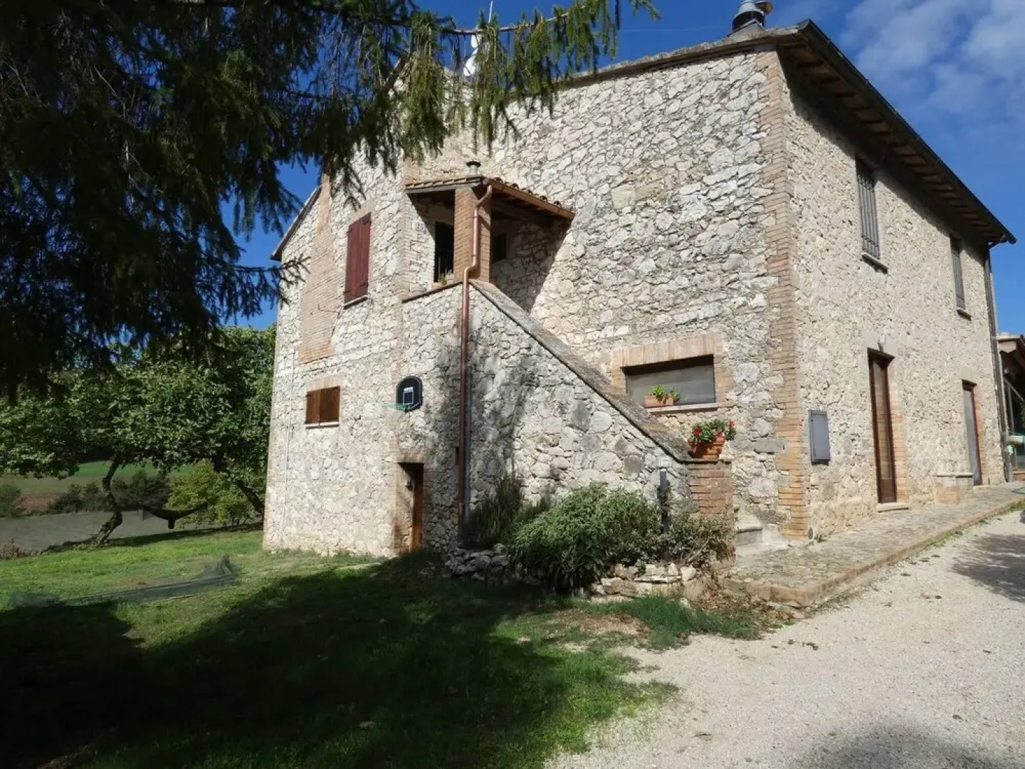 SCAPPO IN UMBRIA,Casale Vallenea