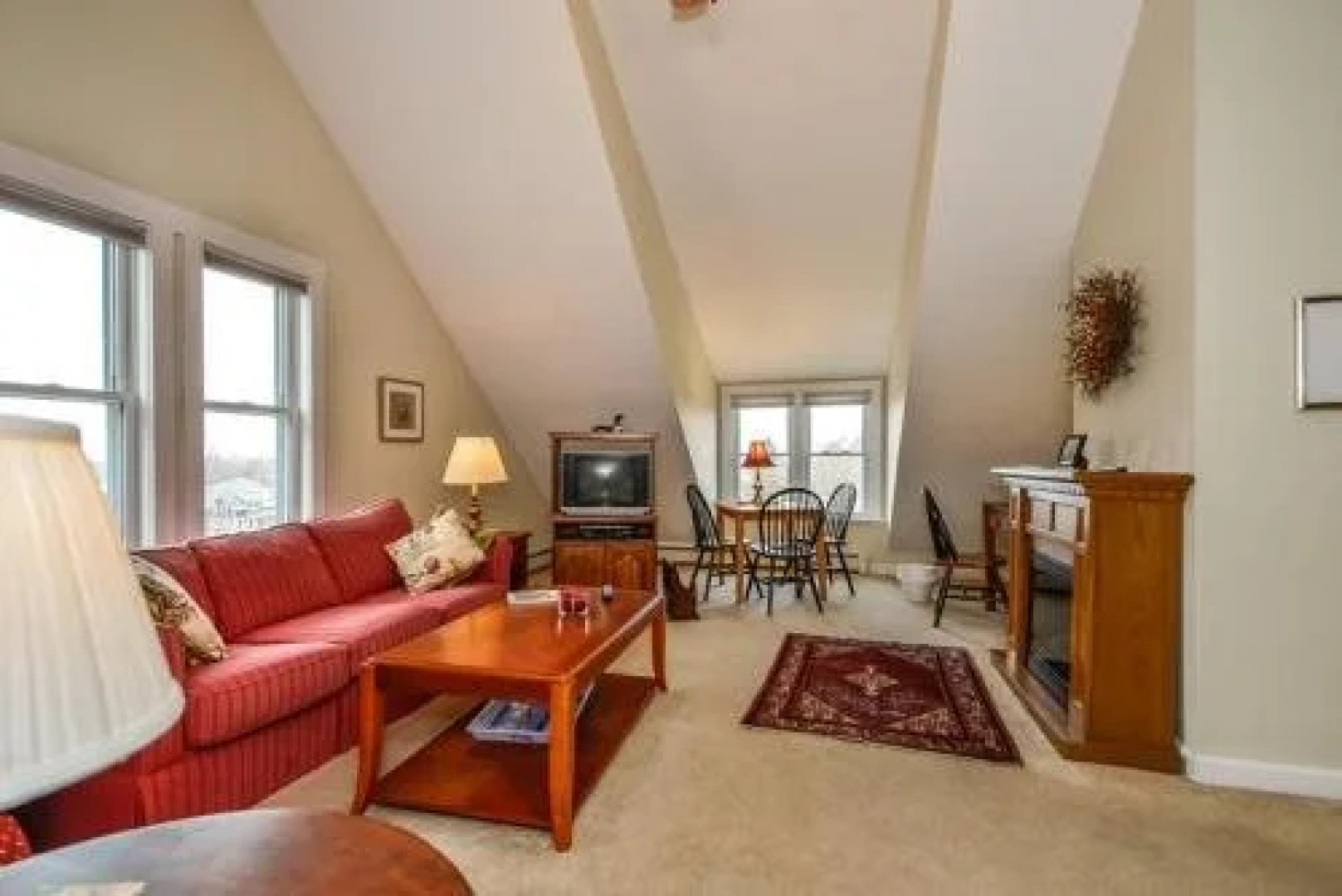 Bayberry Inn Bed & Breakfast