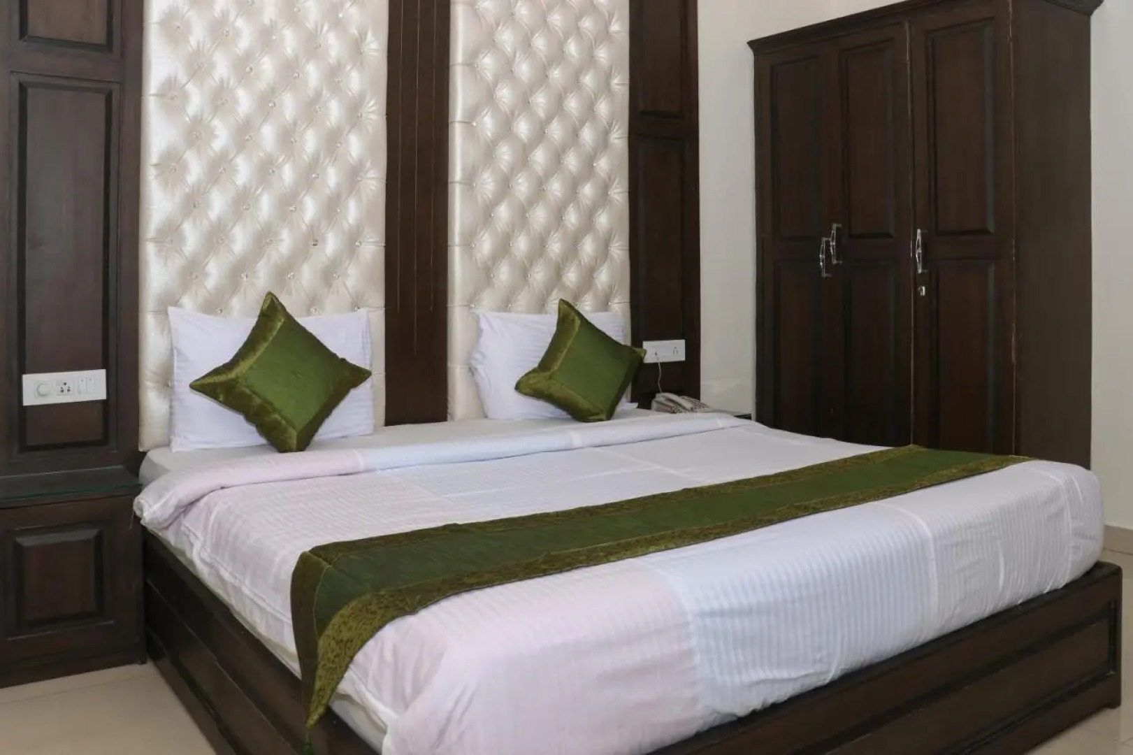 Treebo JD Residency Mohali