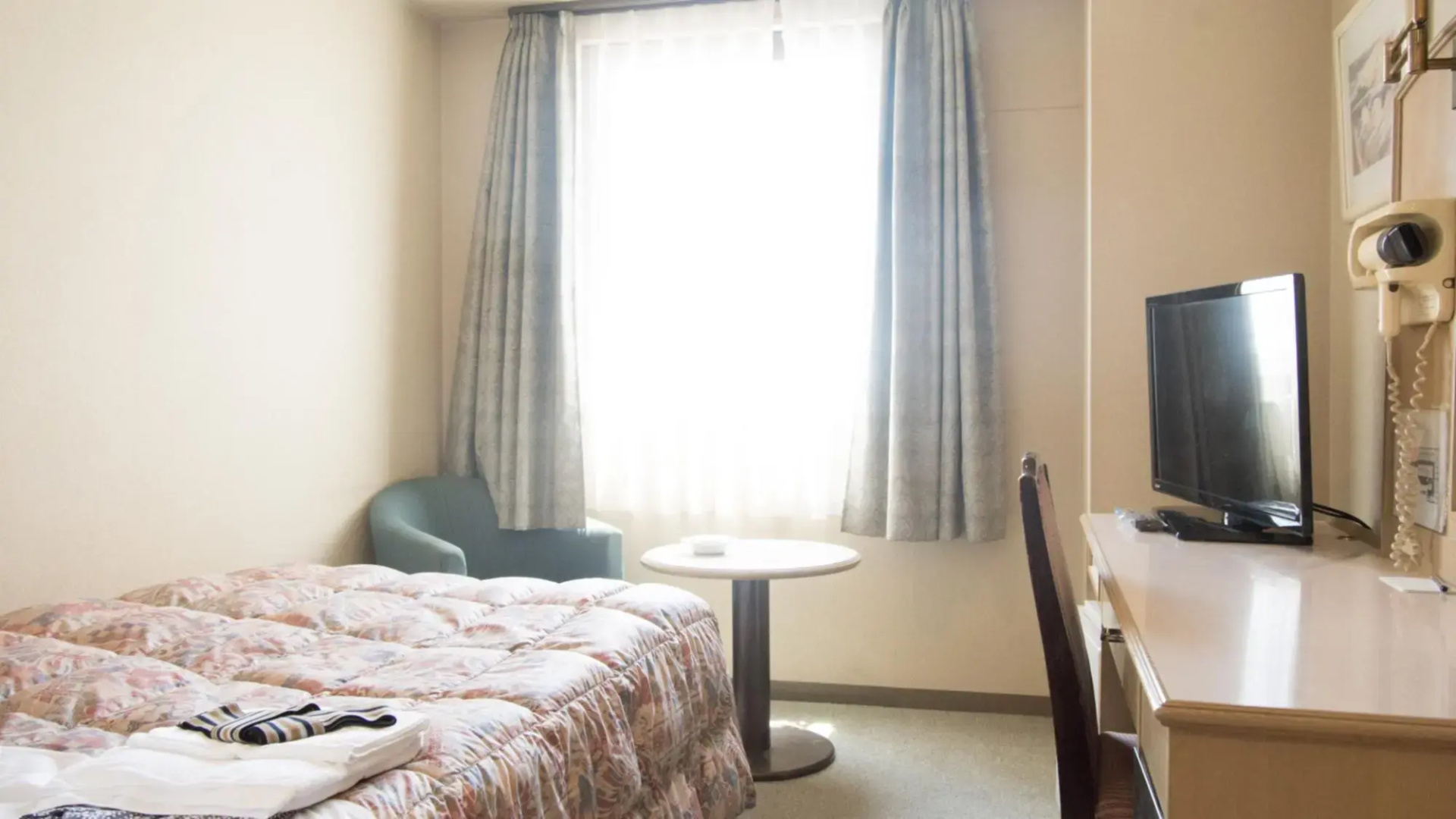 Kanonji Grand Hotel