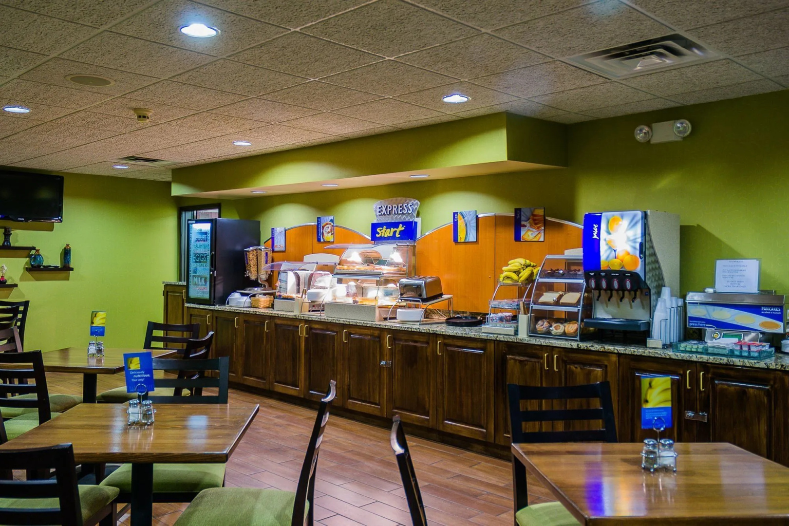 Holiday Inn Express Hotel & Suites Acme-Traverse City by IHG