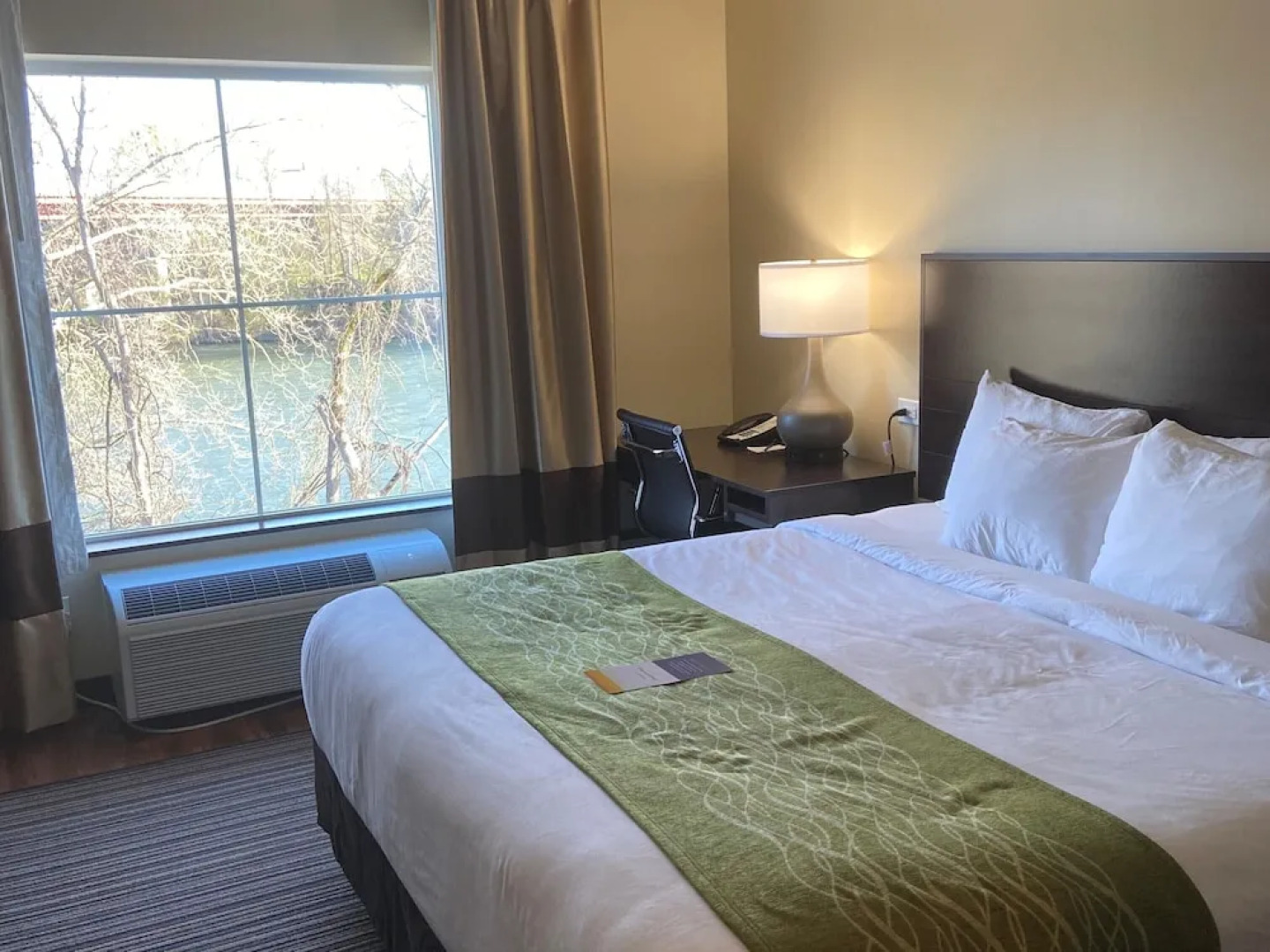 Cobblestone Hotel & Suites Connellsville