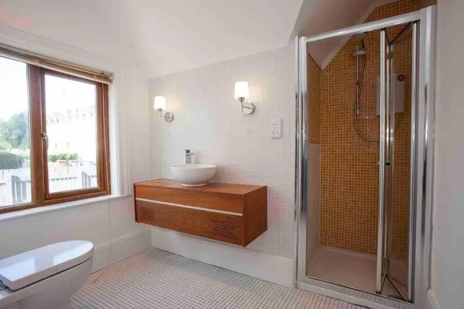 The Old Mount Manor, Causeway Coast