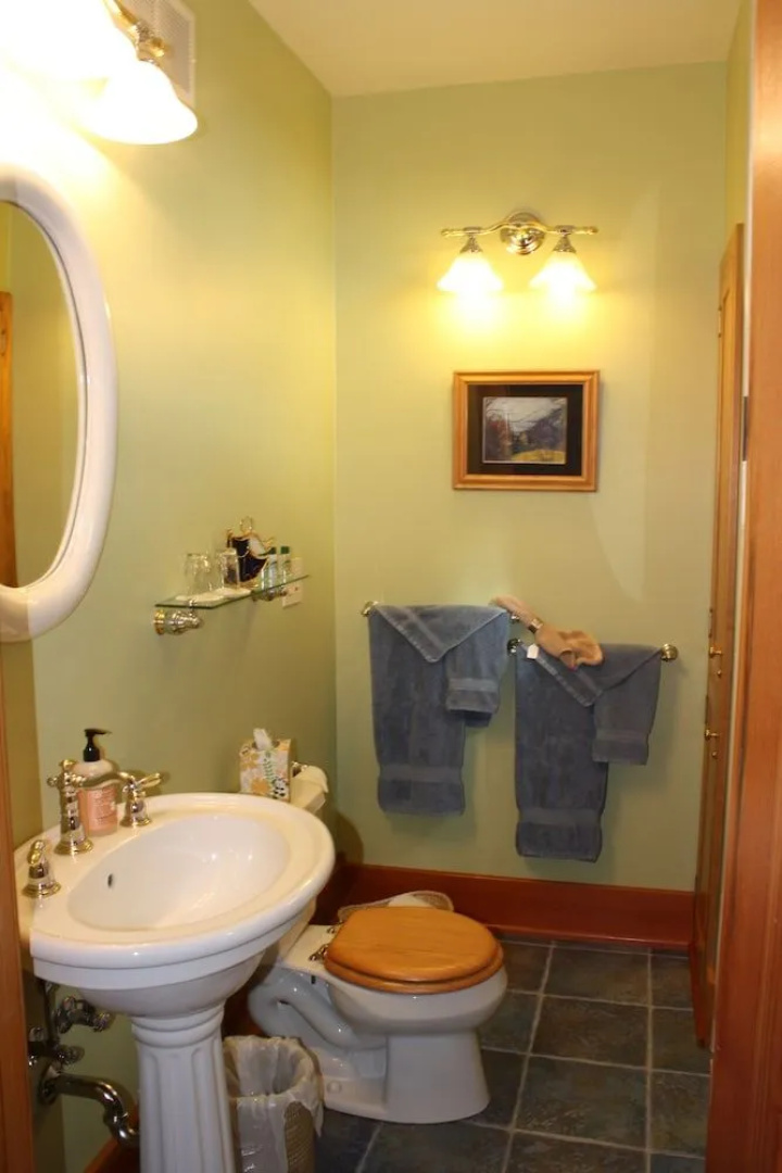 Sacred Clay Inn