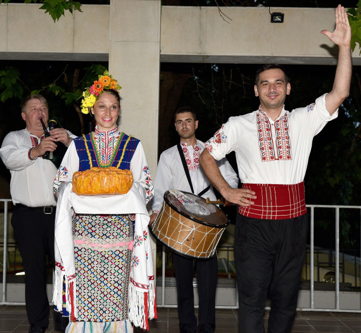 Estreya Palace & Residence