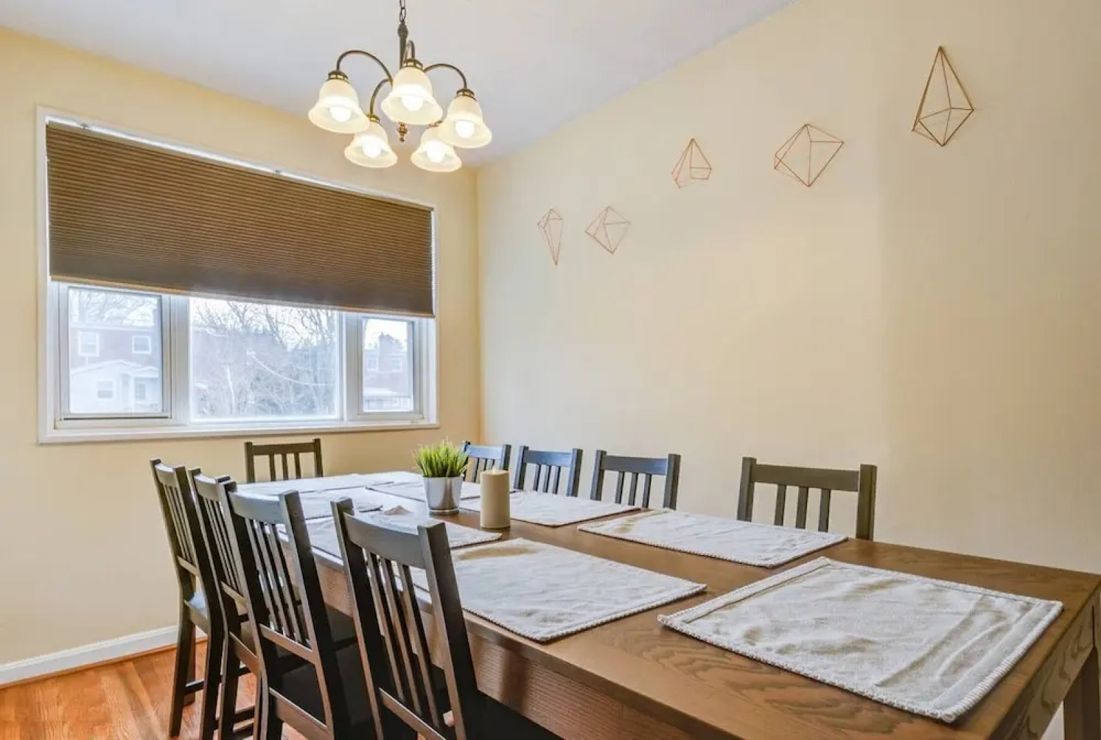 Modern Townhouse w/ Pool Table by Cozysuites