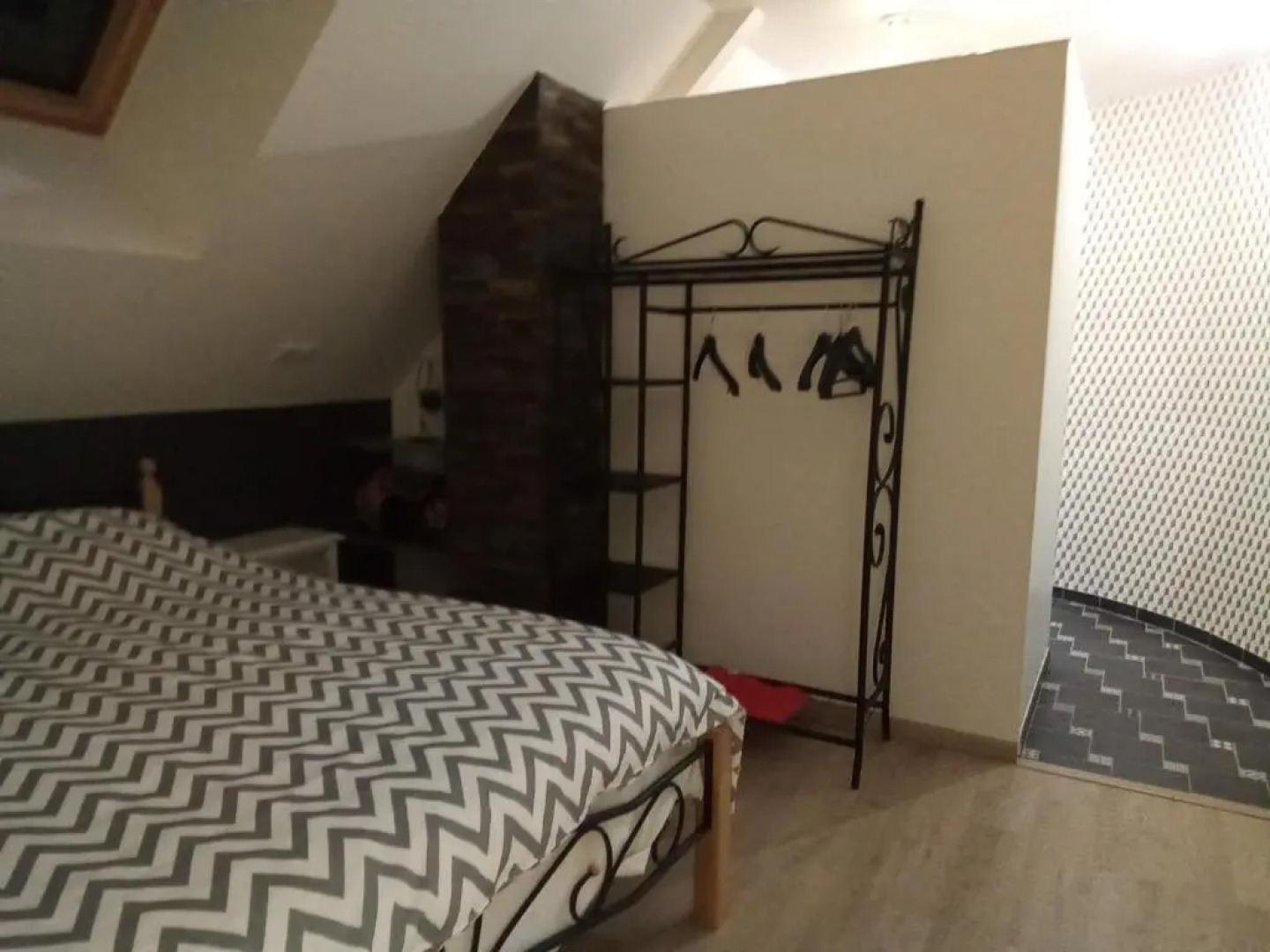 Au milieu d'un jardin fleuri