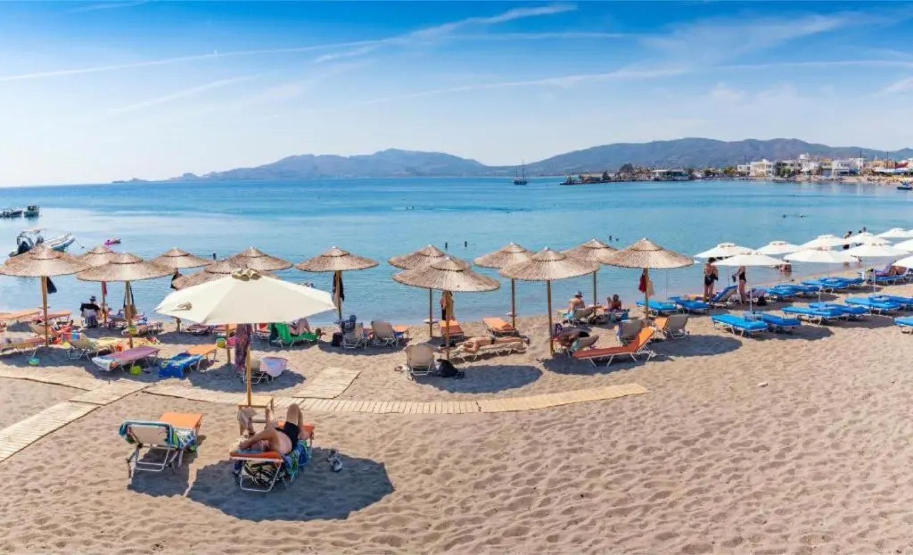 New Loft, Pool Villa & Jacuzzi , Kids Pool ,10 min to Lindos