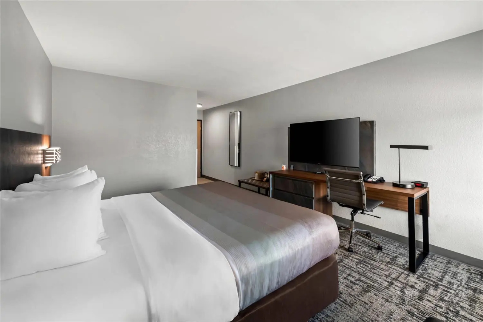 Quality Inn & Suites Manhattan