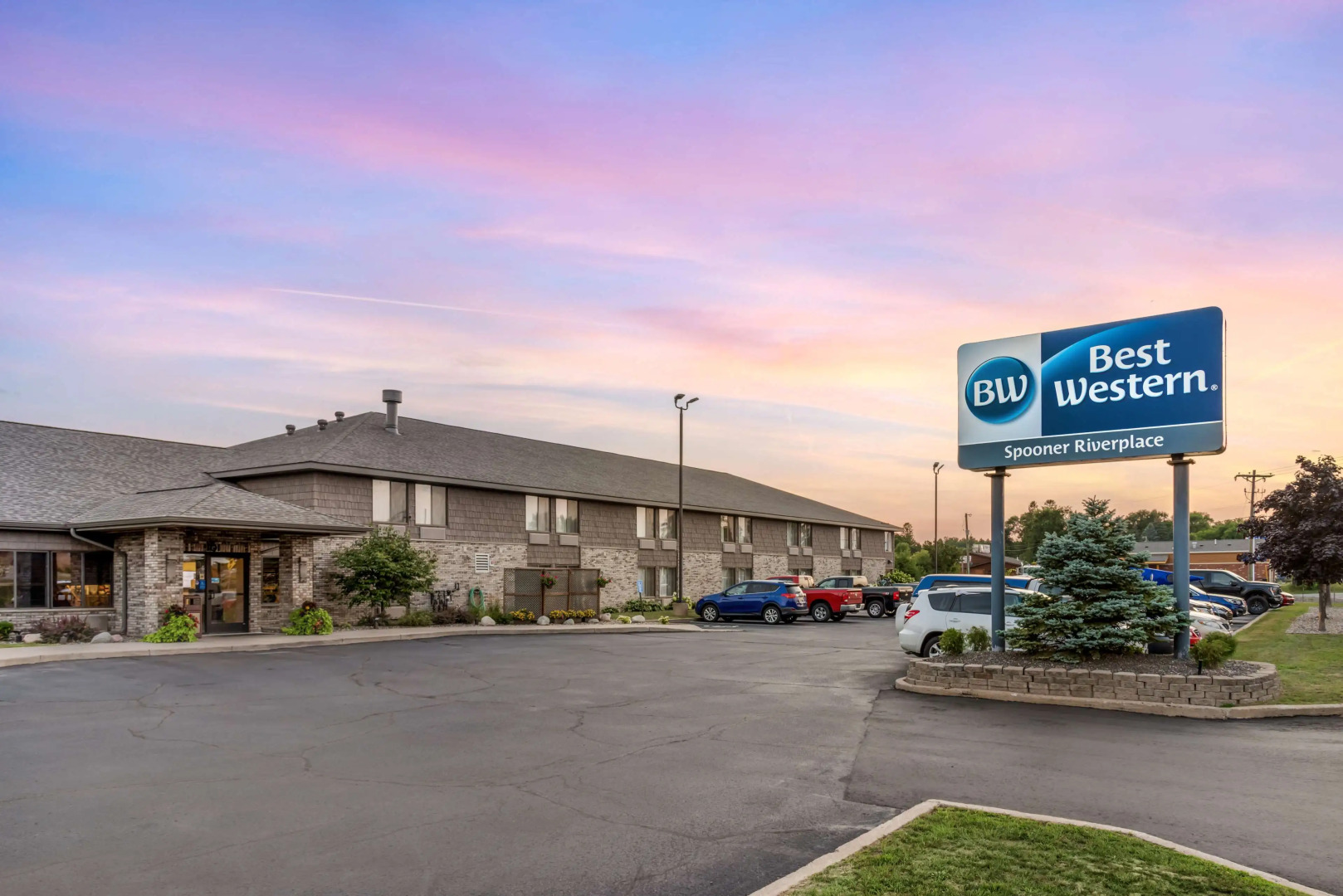 Best Western Spooner Riverplace