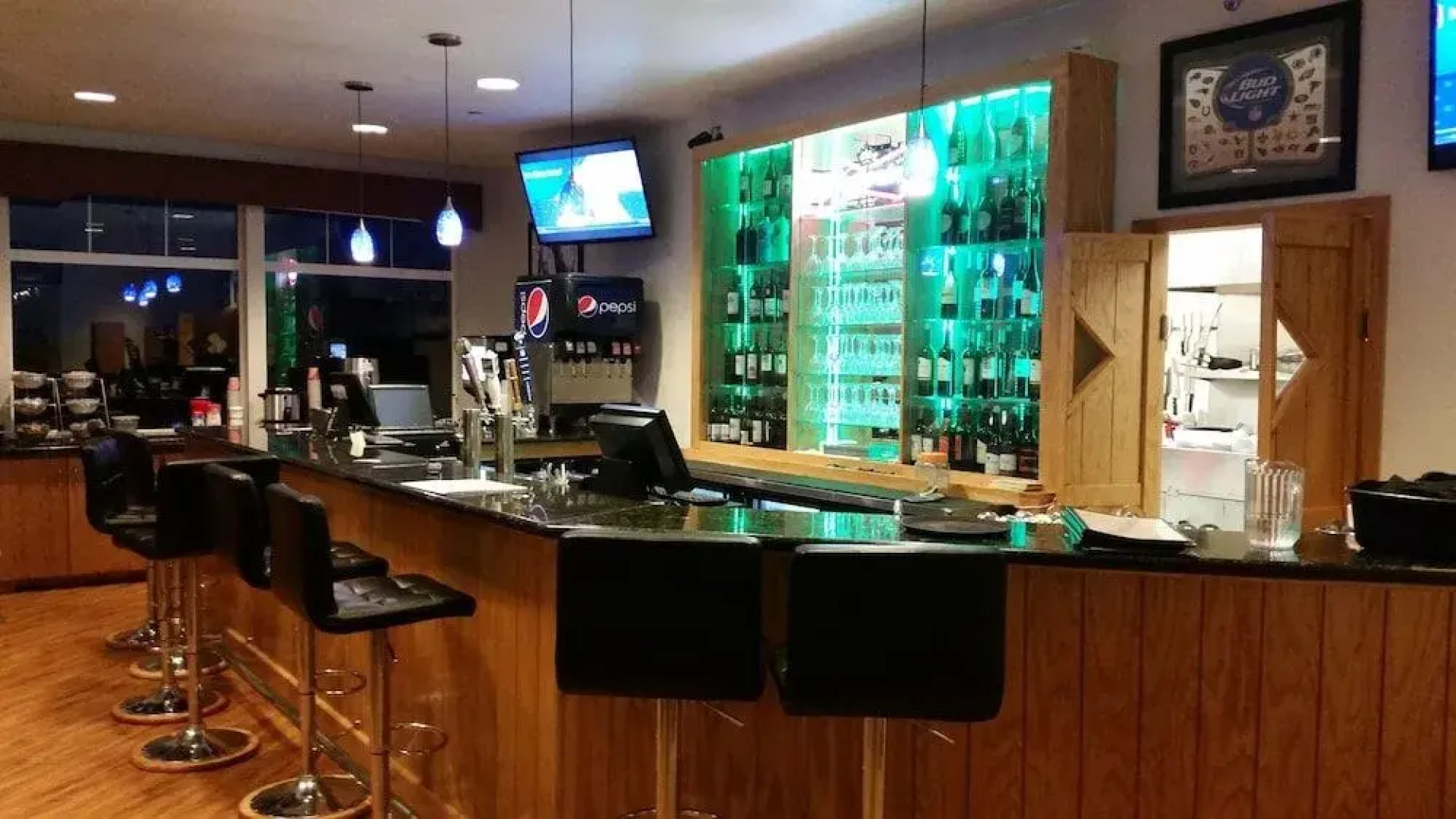 Hampton Inn & Suites Crescent Cty