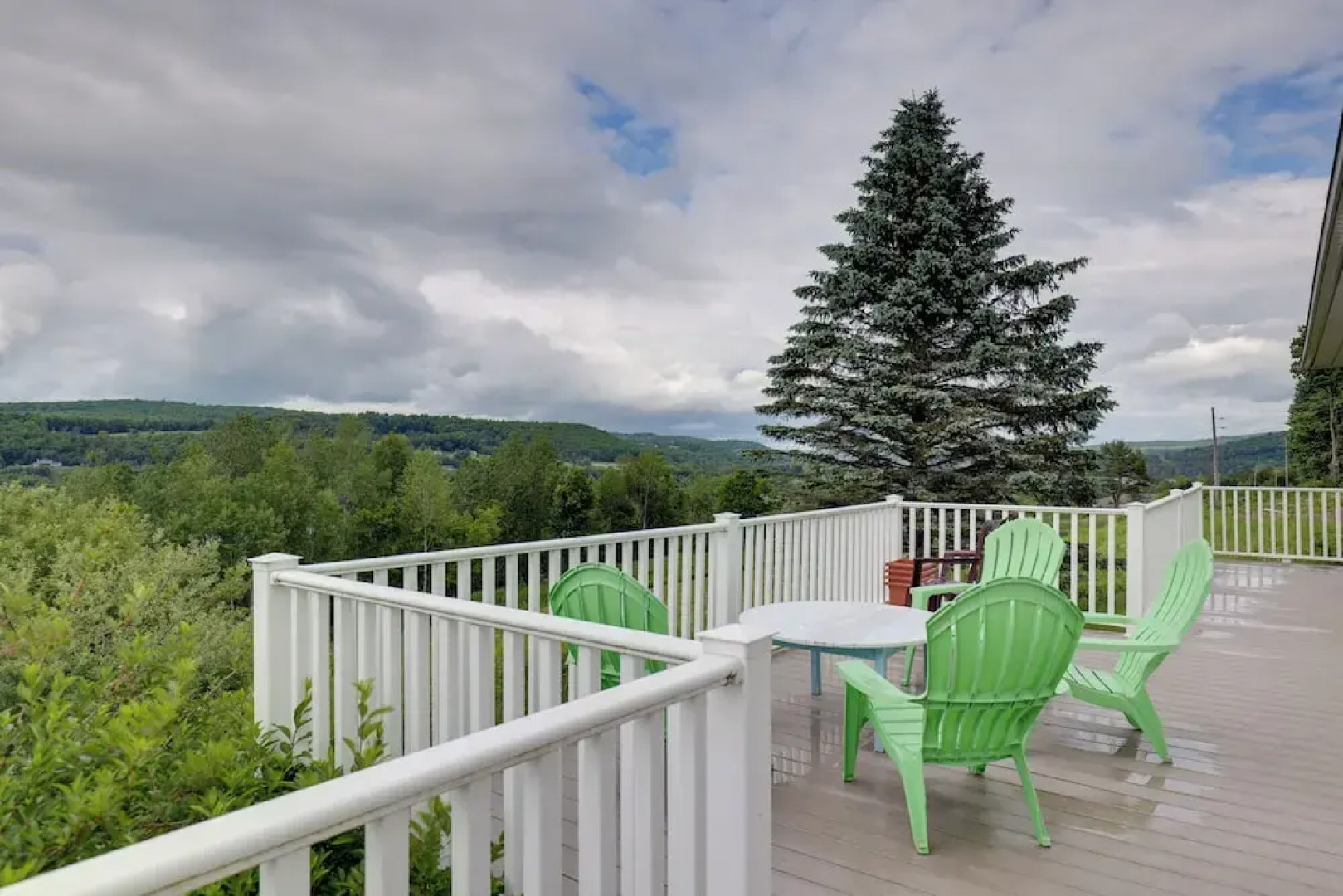 Private Retreat w/ Deck: 1 Mi From Cowanesque Lake