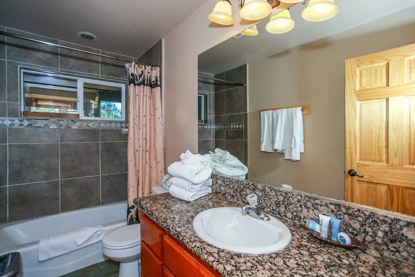 Angel View Chalet #885