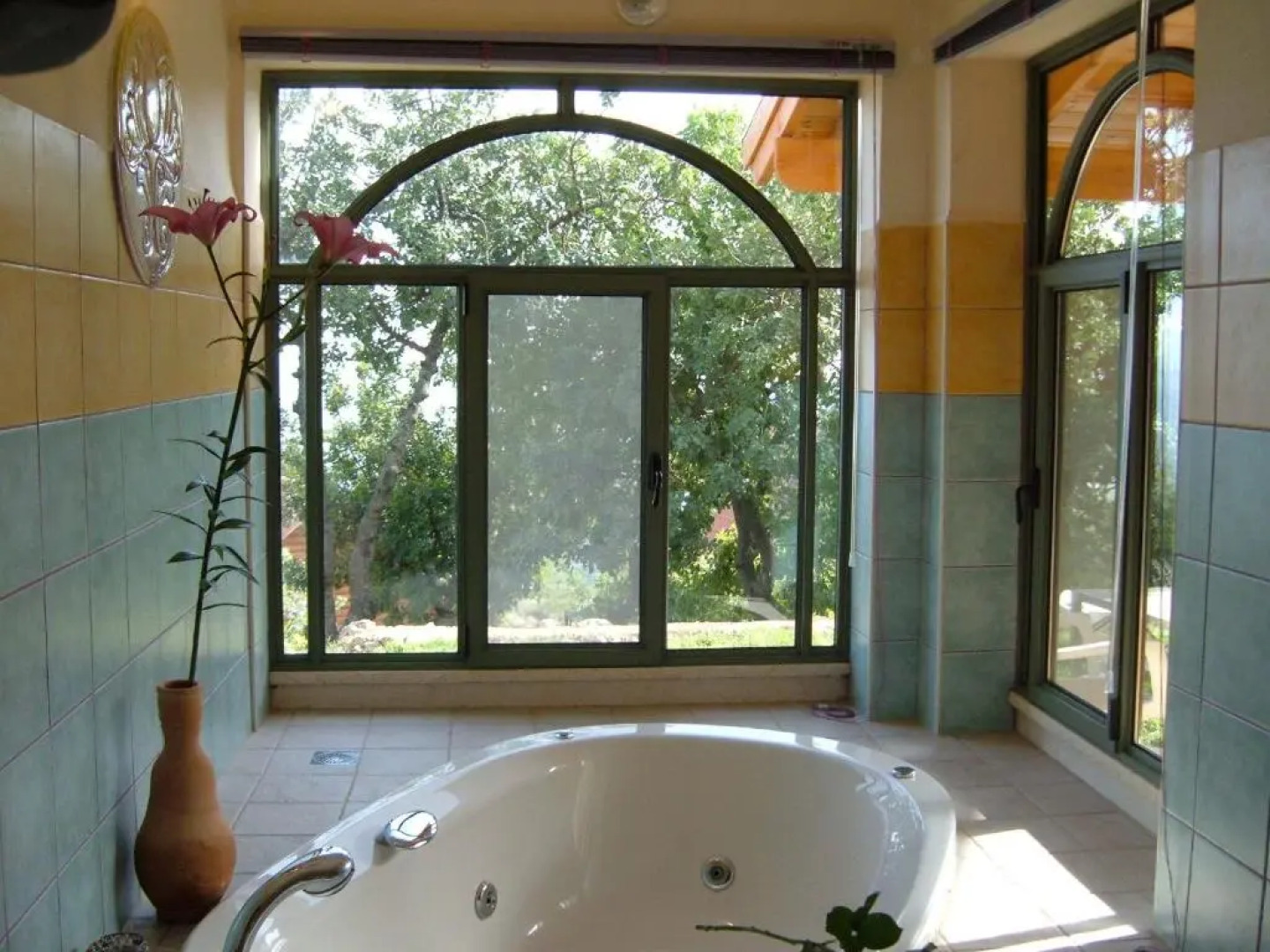 Rose Garden - Gan Vradim