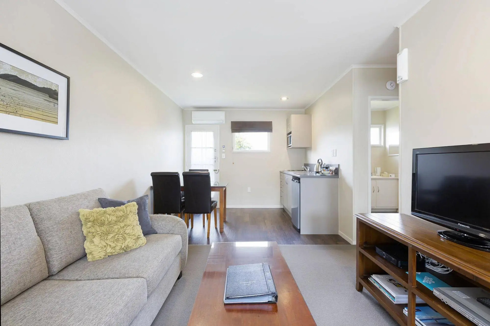 Colonial Court Motor Inn