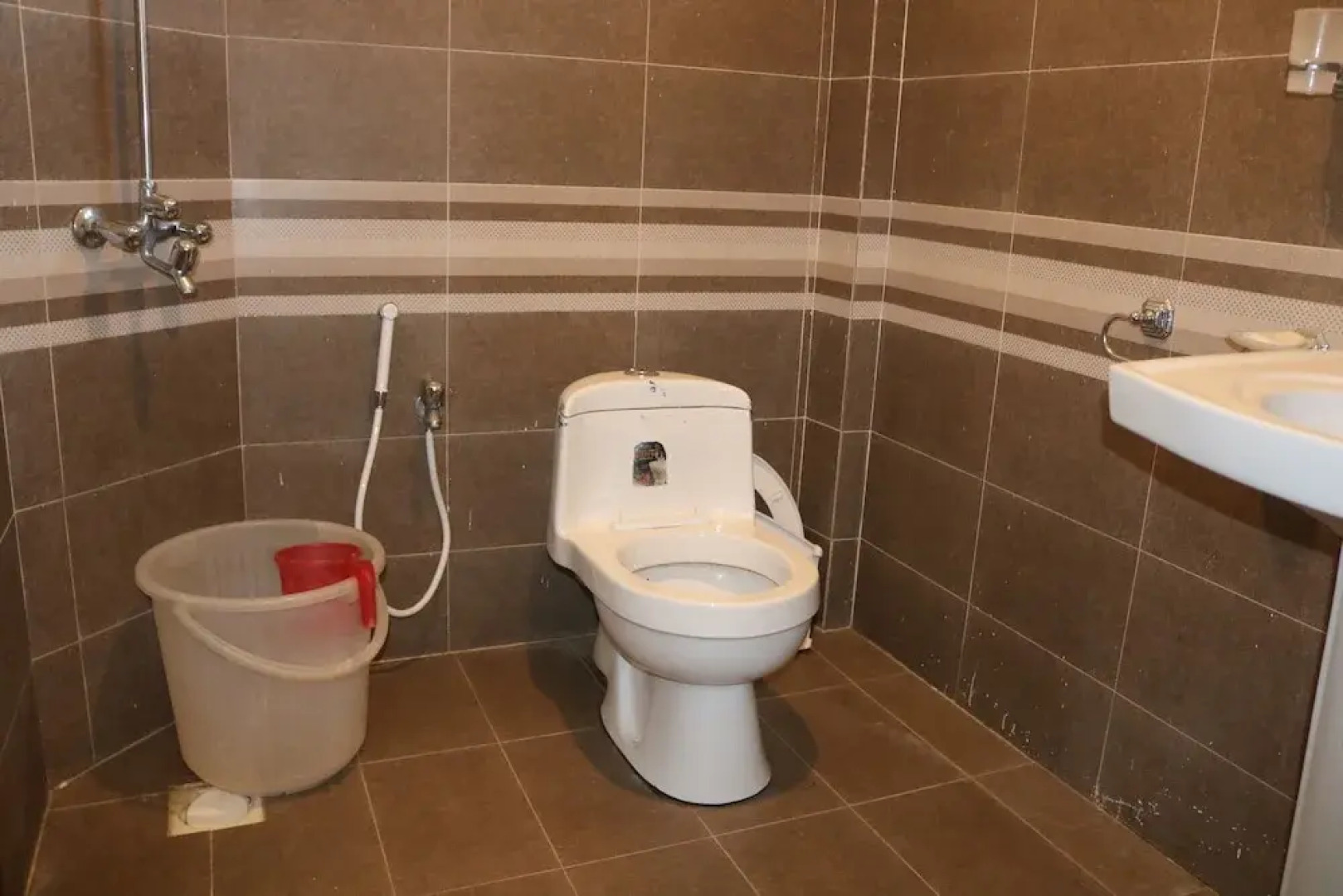 Hotel Hunza White House