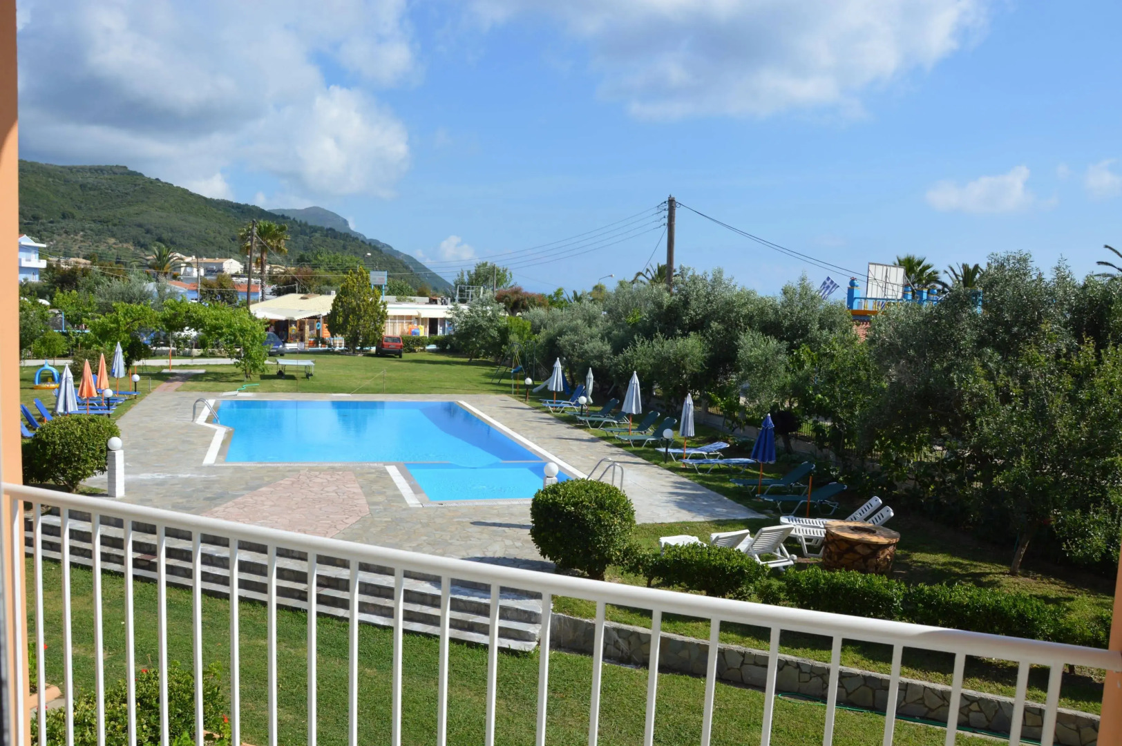 Aggelos Family Hotel