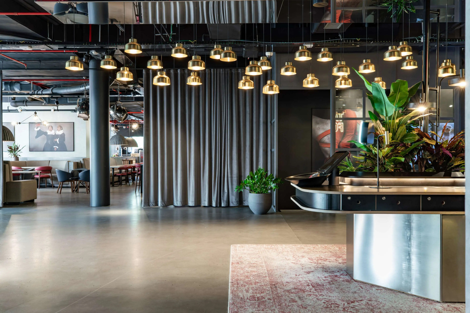 Radisson RED Brussels