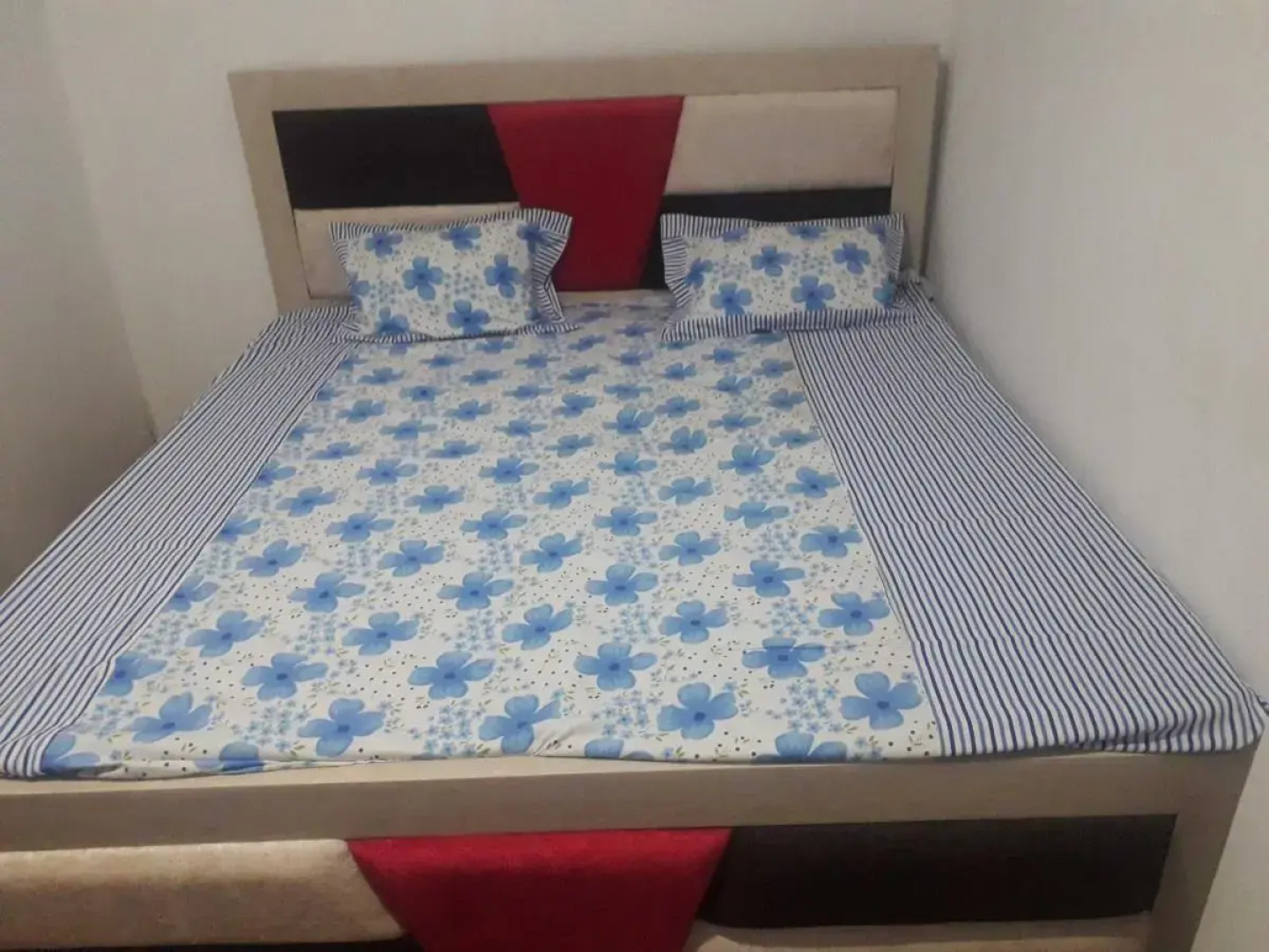 Oyo 92055 Golden Inn Hotel