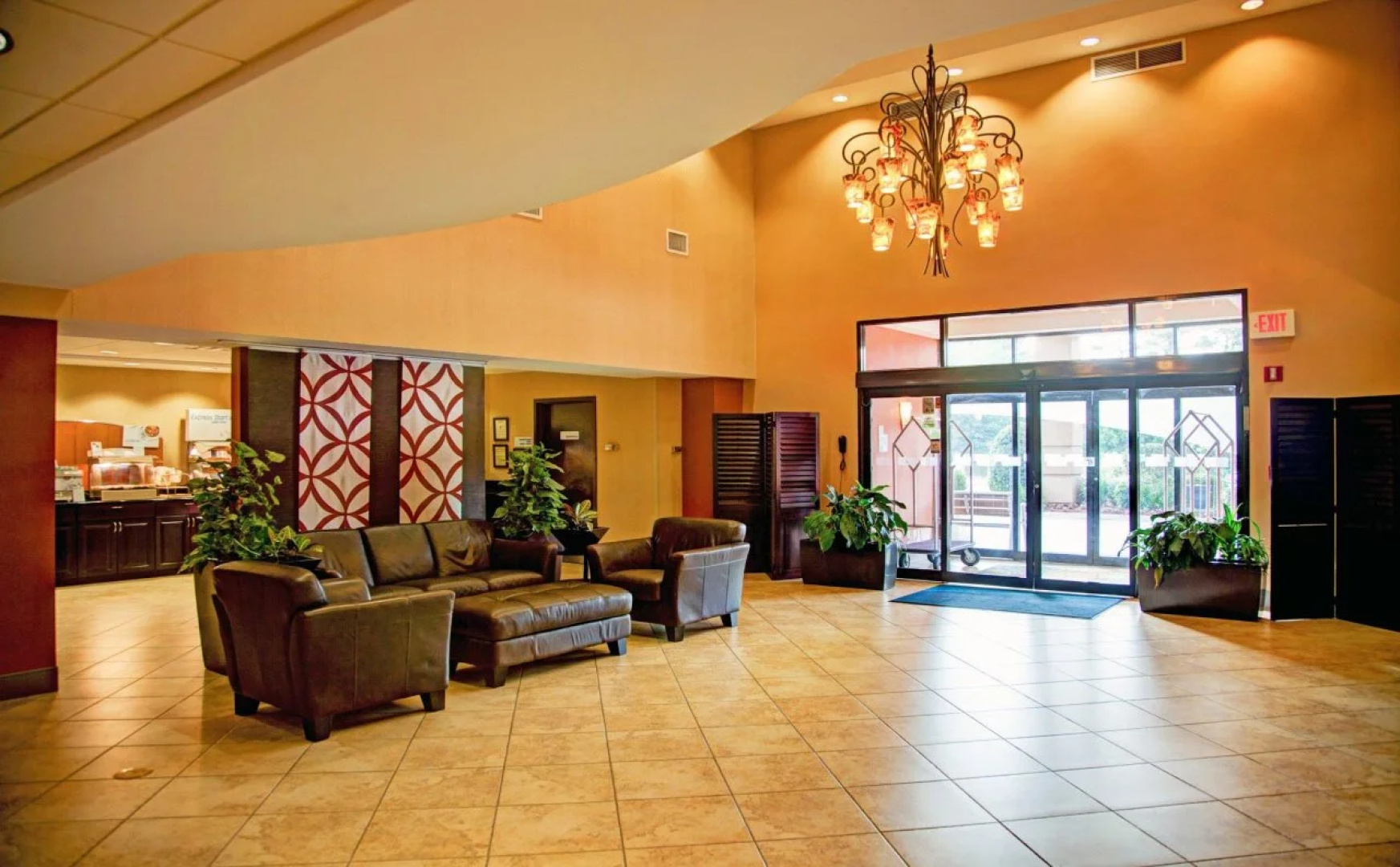 Holiday Inn Express Suites South - Tyler by IHG
