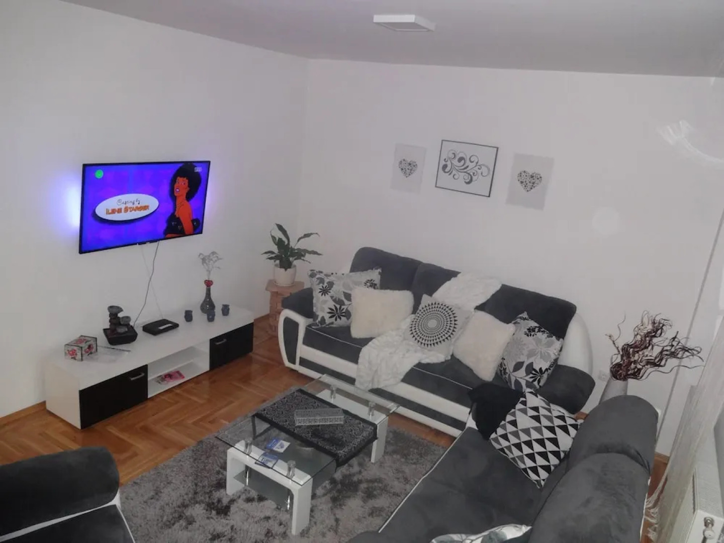 Apolon Apartments