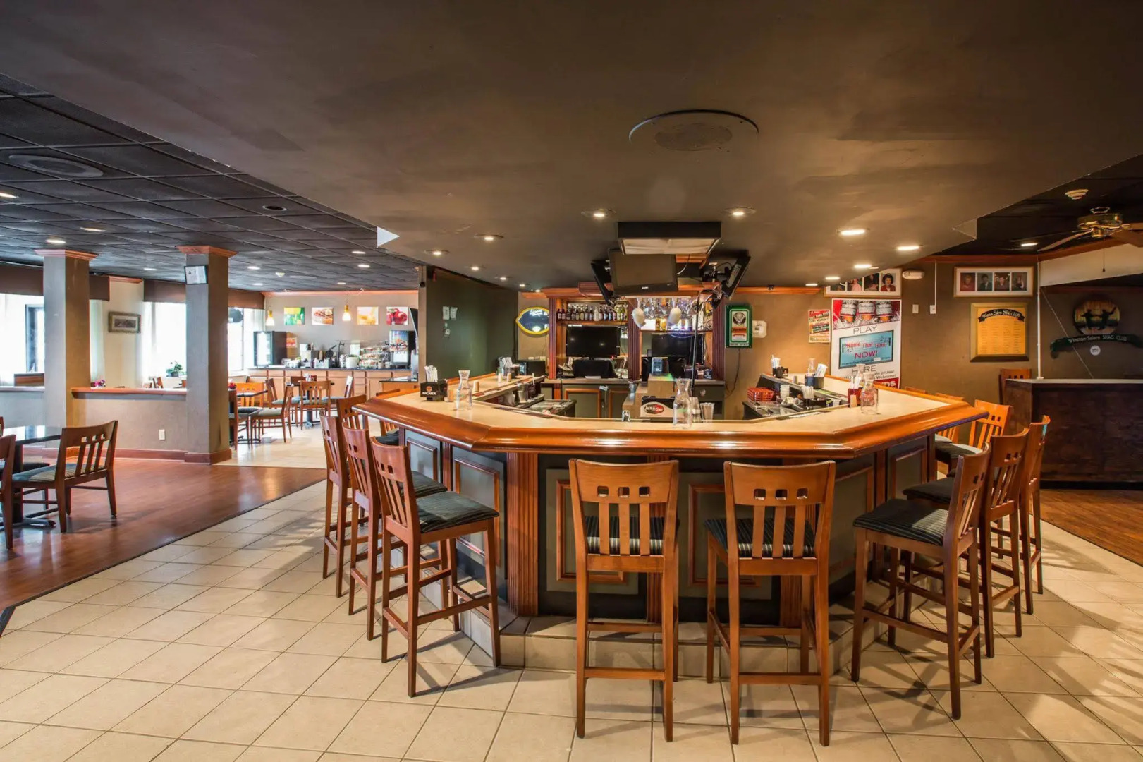 Quality Inn & Suites Hanes Mall