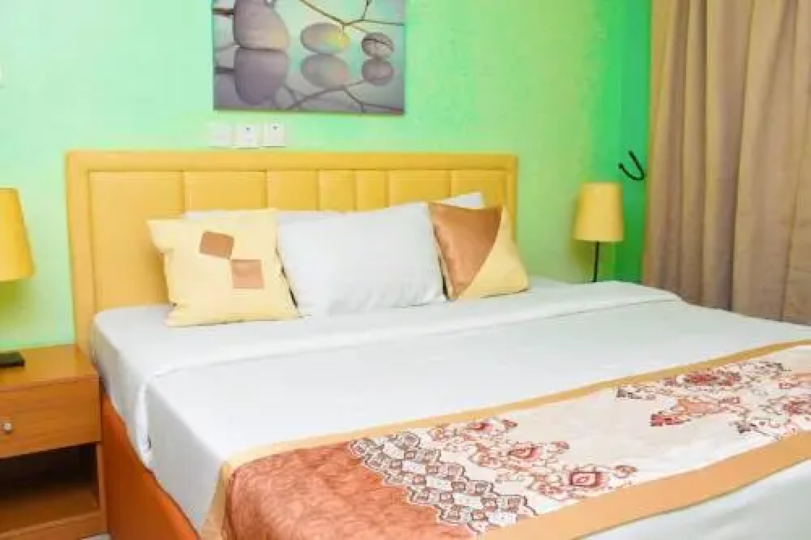 Hollandas Hotel &Resort