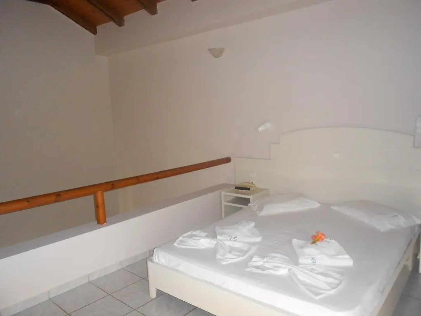 Golden Sun Hotel
