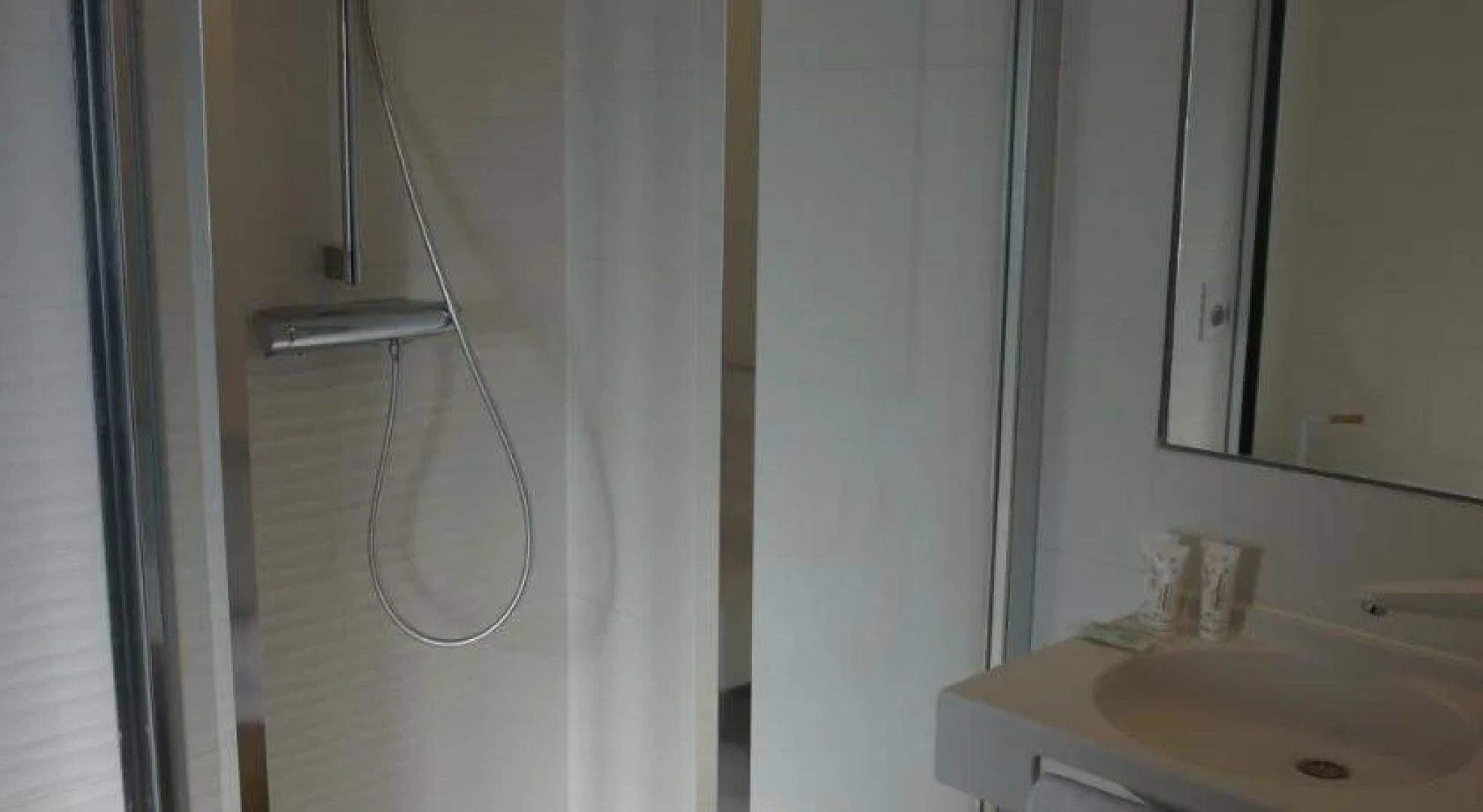 Hotel Saint-Roch, The Originals Relais