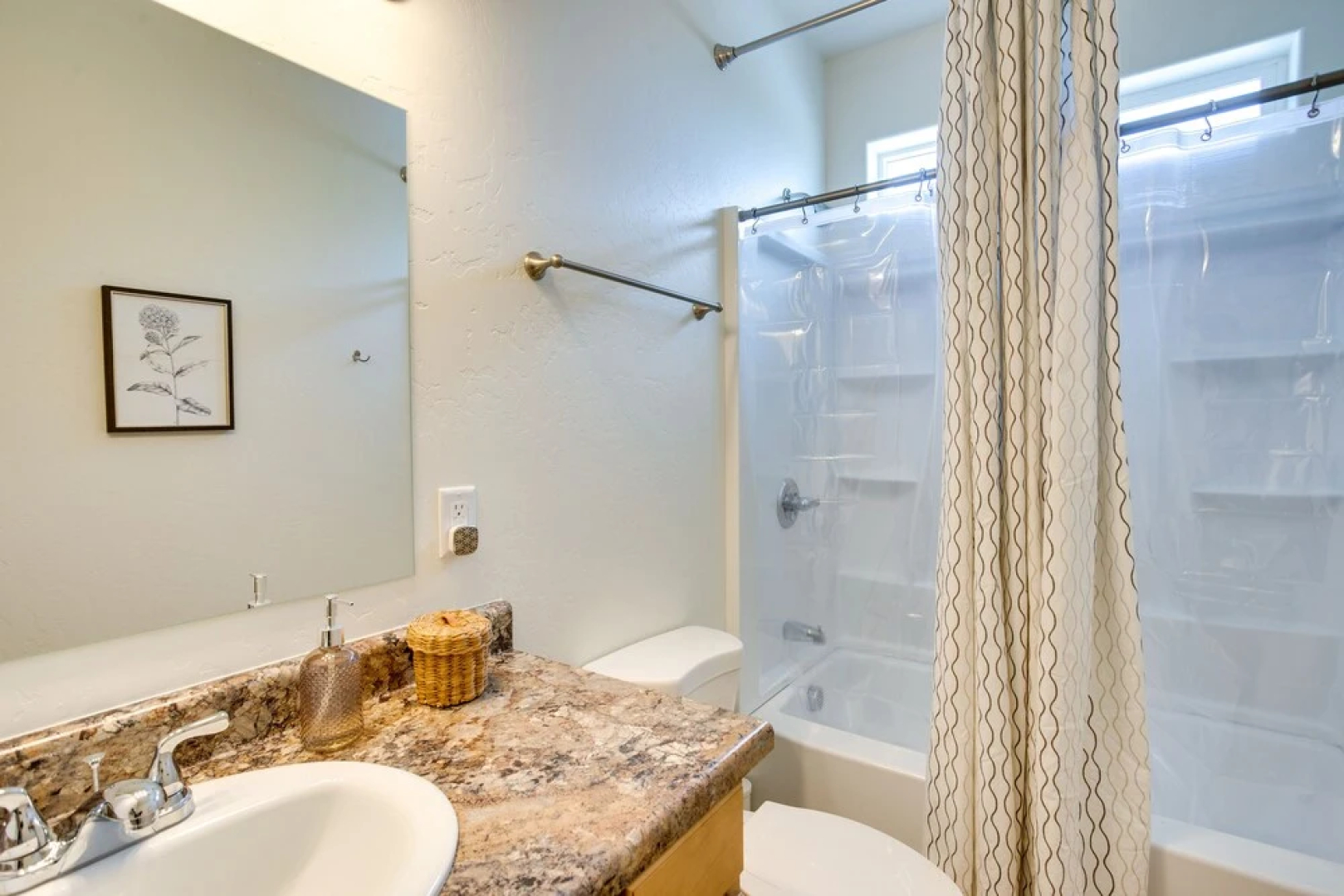 Sleek Montrose Home w/ Patio & Yard < 2 Mi to Town
