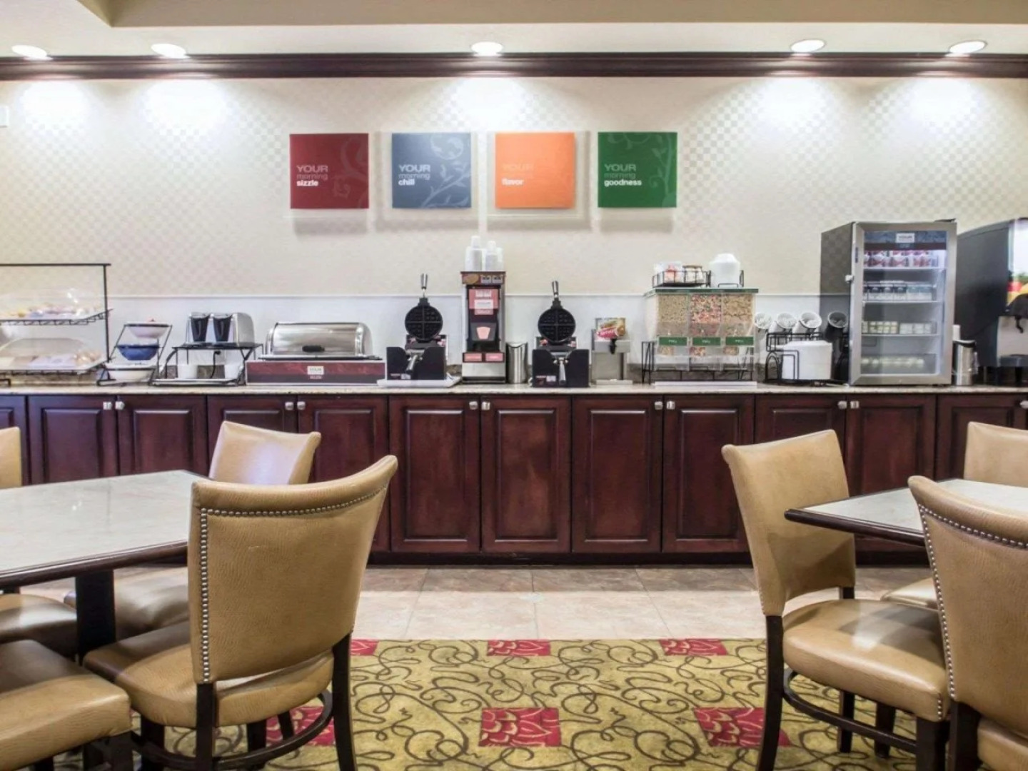Comfort Inn and Suites Maingate South Davenport