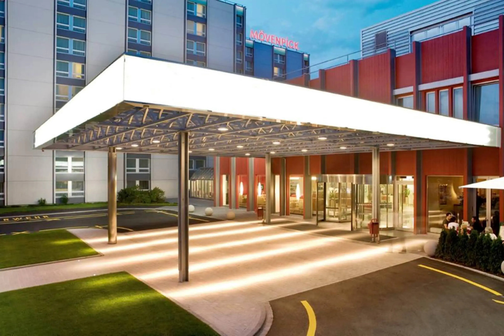 Mövenpick Hotel Zuerich-Airport
