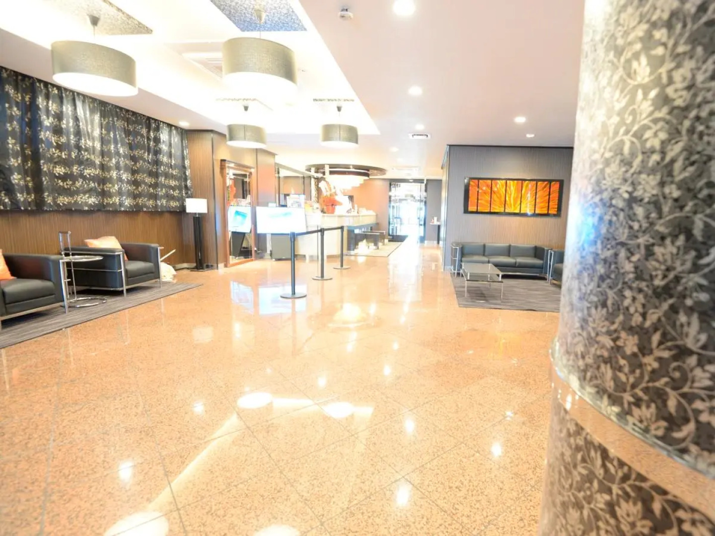 Apa Hotel Isehara-Ekimae